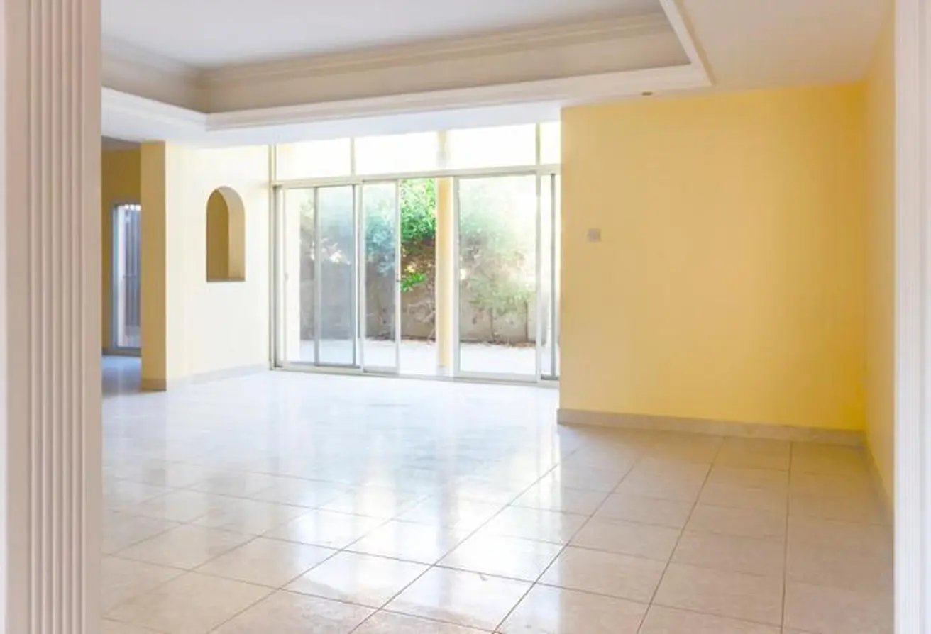 VILLA FOR RENT IN AL MUNTAZAH 4 BHK